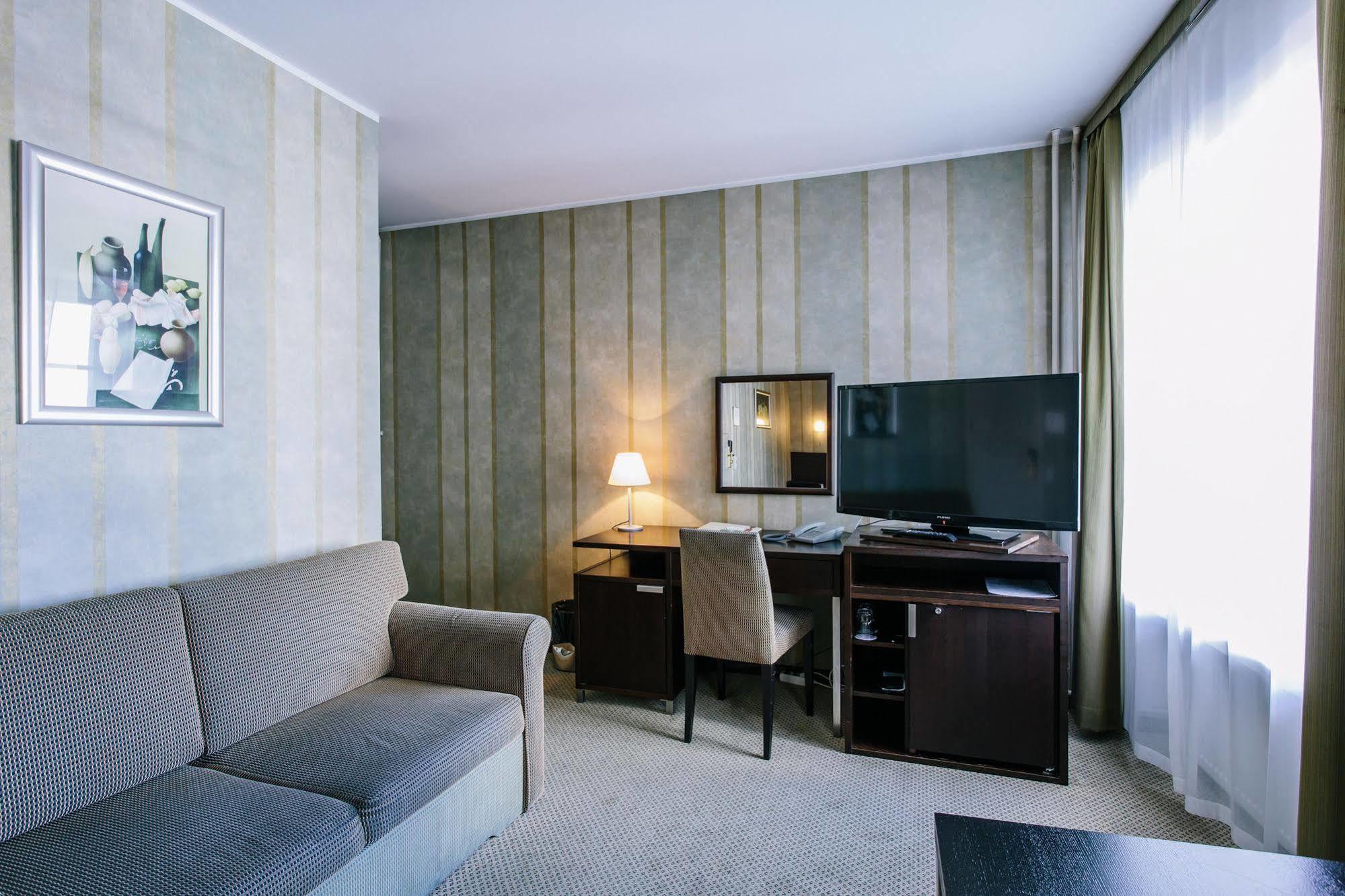 Hotell Hestia Maestro Old Town 3*